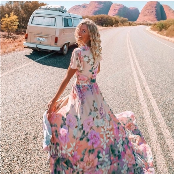 KJANSY Dresses & Skirts - Bohemian Floral Wrap Dress